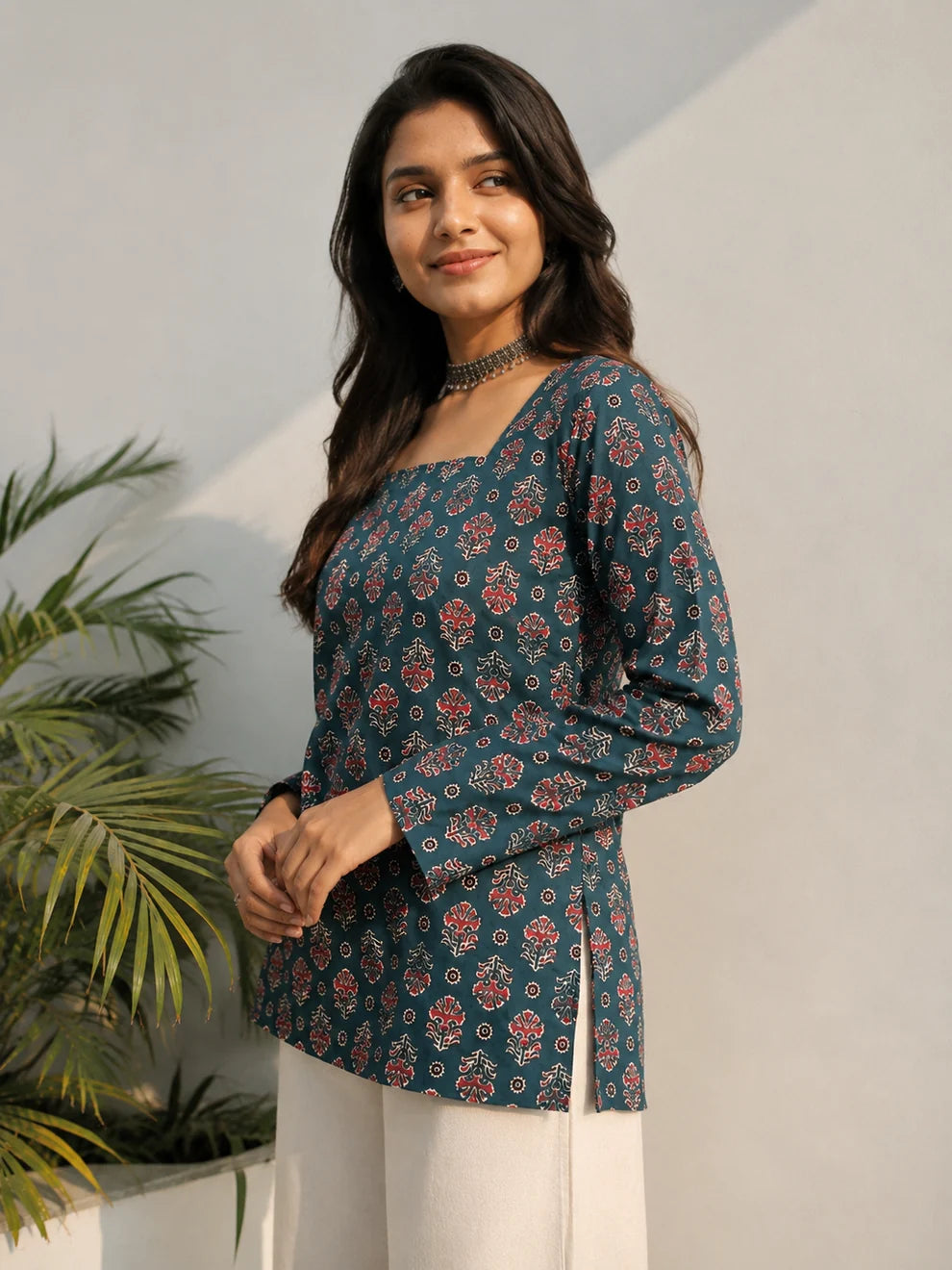 Green Butta Printed Short Kurti